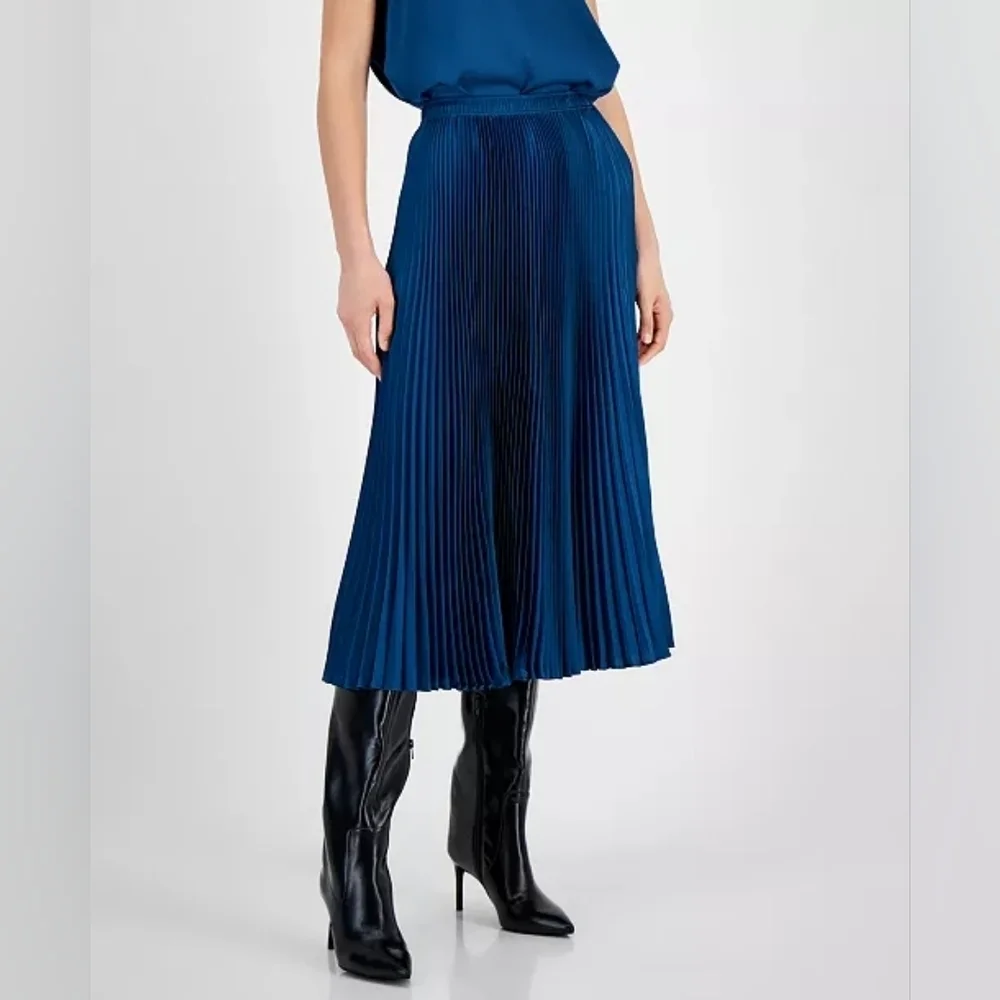 NWT: {BOSS Orange} Women's Pleated Pull-On A-Line Skirt in Teal - Size XL - Picture 10 of 17